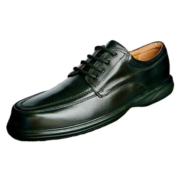 Wide-fit shoes